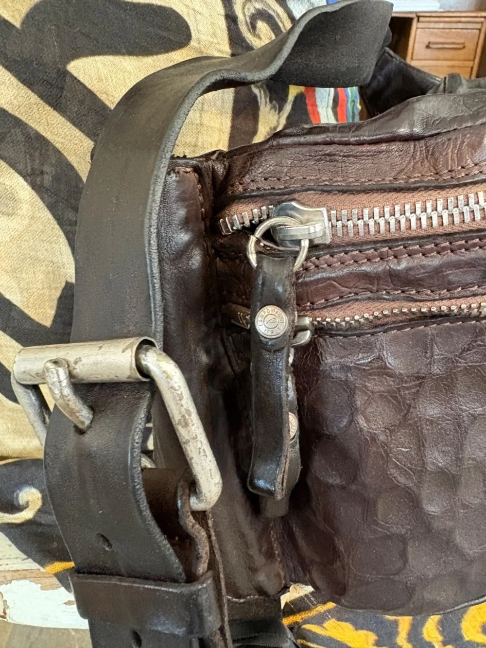 Campomaggi Tasso Marsupio Embossed Leather Crossbody Bag in Moro